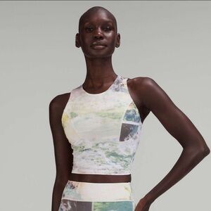 Lululemon lab Luxtreme and Mesh Tank Top
Apparition Multi